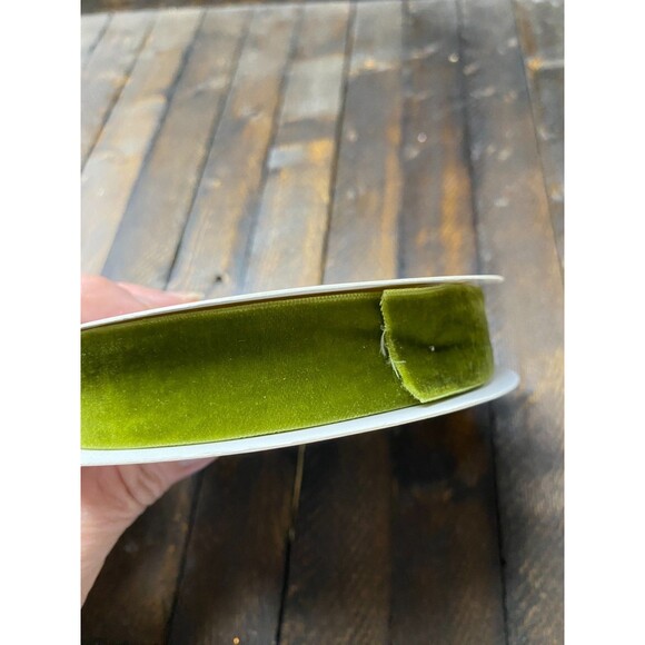 Olive Green Velvet Ribbon 1 Inch Width 10 Yards Gift Wrapping - Picture 3 of 3